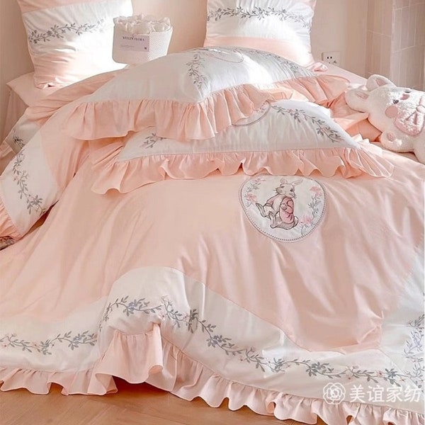 Pastoral Style Embroidery Bunny Rabbit Flower 100% Cotton Ruffled Duvet Cover Set 4pcs Queen King Super King Bedding Set Express Shipping