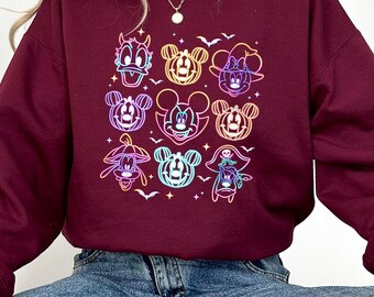 Camisetas de Halloween de Mickey y sus amigos con efecto neón, sudadera "Mickey no es tan aterrador", viaje a Disney en Halloween 2025, camisetas de Halloween