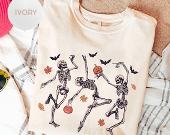 Camiseta de esqueleto bailando Comfort Colors®, camiseta de esqueleto de Halloween, camiseta de esqueleto de calabaza, camiseta retro de Halloween, camiseta de temporada espeluznante