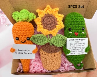 Emotional Support Pickle Set with Rooting for you carrot and sunflower,Mother's Day Gift, Handmade Positive Vegetables and Crochet Flower