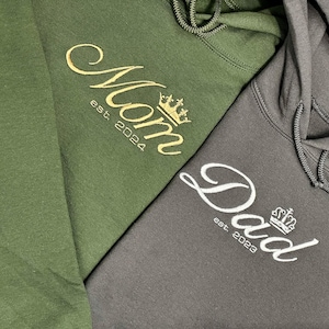 Dad Embroidered Sweatshirt, Custom Mama Shirt With Names, Heart On Sleeve, Daddy Est Year Hoodie, Gift For New Dad, Mother's Day Gift