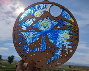 Howling Wolves - 12" Suncatcher