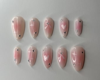 Handgemachte Blush Pink Drücken Sie die Nägel auf: Bow & Aura Design