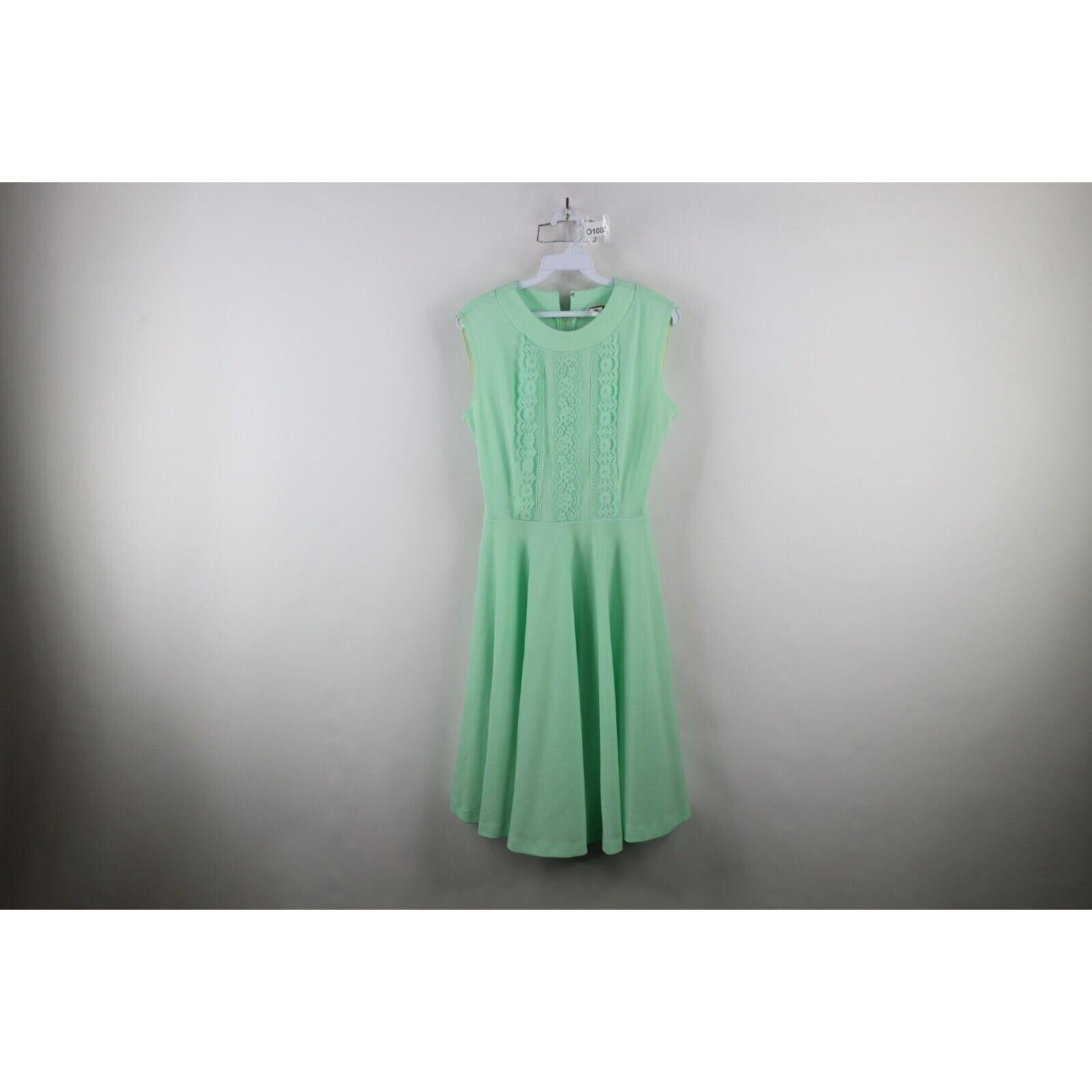 70s Womens Size 15 Sleeveless Flower Lace Knit Dress Mint Green USA, Vintage Floral Lace Dress, 1970s Knit Dress, Vintage Lace Dress, 1970s