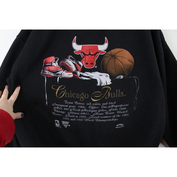 90s Mens 2XL Faded Spell Out Chicago Bulls Basket… - image 5