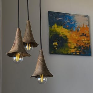 Lampada a sospensione in legno naturale, lampadario unico originale fatto a mano, paralume moderno con bordo ondulato per isola cucina camera da letto, soggiorno