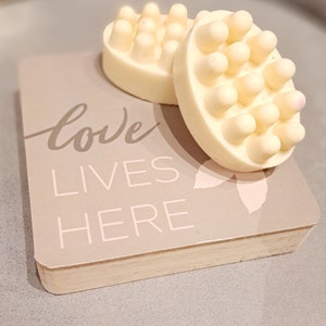 Oatmeal Sweetz - Handmade Oatmeal &Peach /Mango Soap