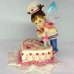 My Little Kitchen Fairies "Little Valentine Baker Fairie" # 4009411