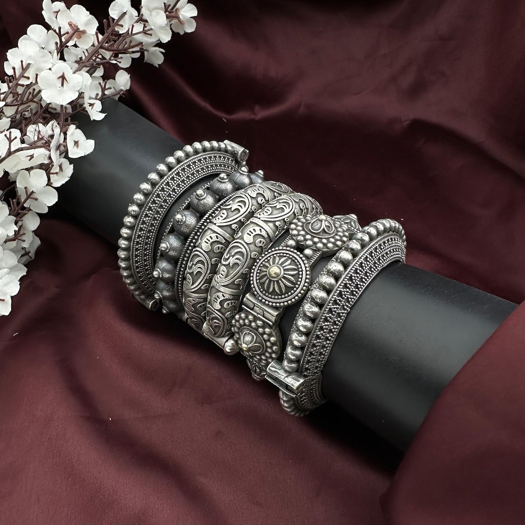 Voyager Tuareg Bangle Pair – Marteau