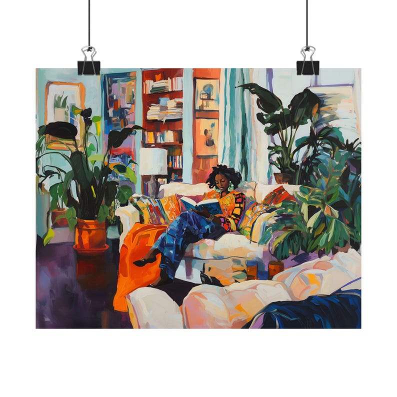 Impresión artística de una chica negra leyendo, decoración acogedora para el hogar, regalo perfecto para amantes de los libros, arte mural artístico, estilo Henri Matisse. imagen 2