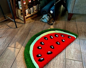 Dywan pikowany, prezent na zamówienie, dywan ręcznie robiony, prezent spersonalizowany, nowoczesny dywan, dywan na zamówienie, wystrój domu, dywan pikowany na zamówienie, prezent na parapetówkę, pikowanie