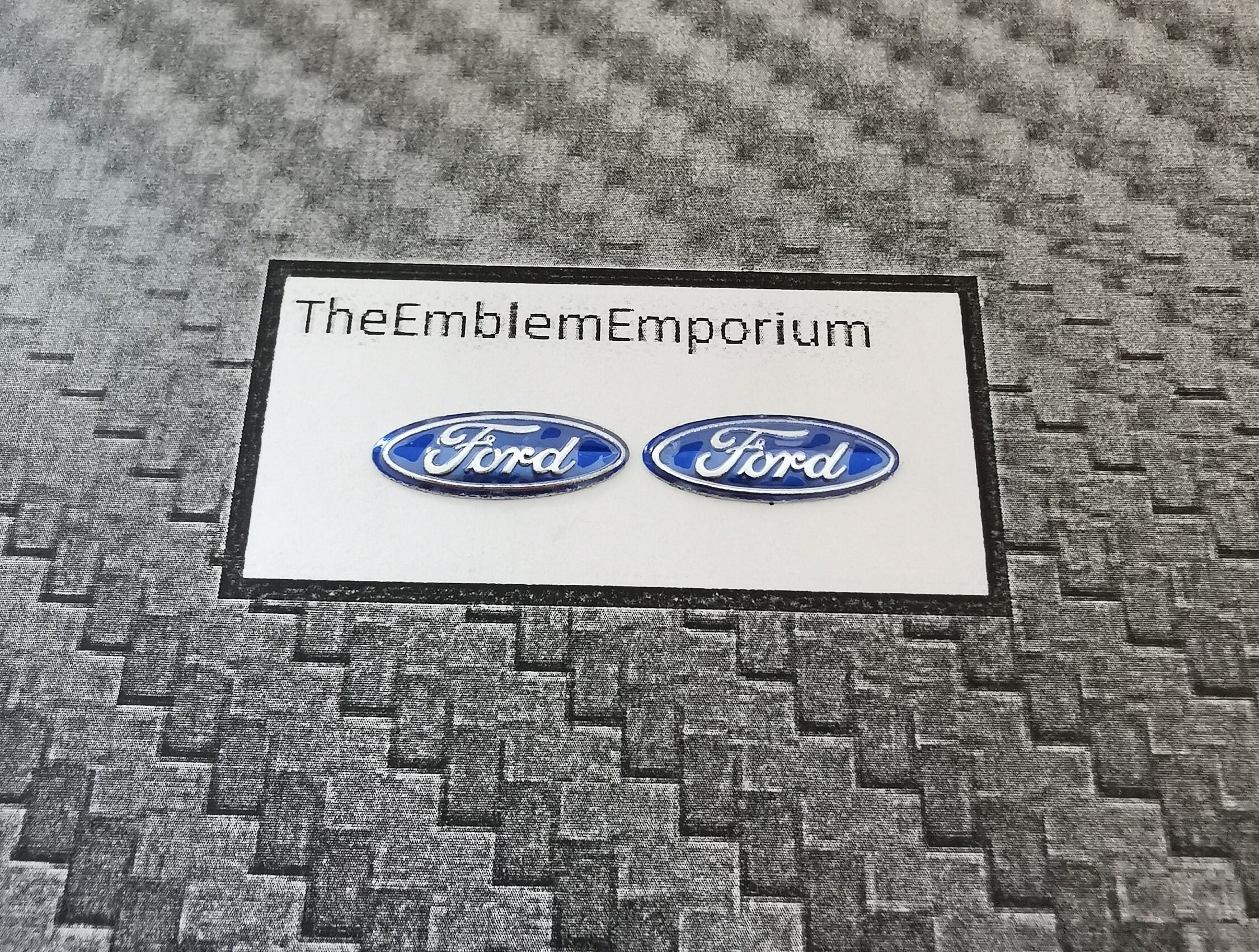 1 x Ford Schlüsselanhänger Emblem Auto Logo Neu