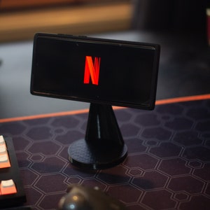 Quad Lock Desk Stand