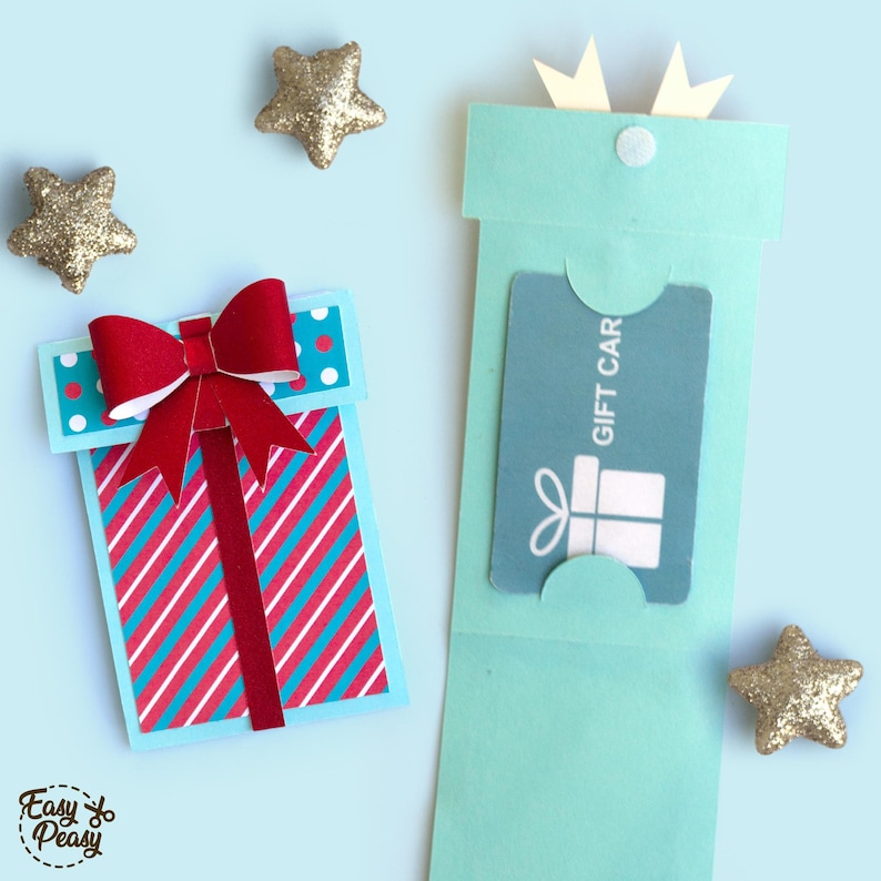 Gift card holder shaped like a wrapped present; digital cutting files SVG, PDF, PNG, DXF; paper project with bow; fits standard gift cards; ideal for Christmas or birthday; for Cricut and Silhouette; 300 DPI; includes tutorial and commercial license