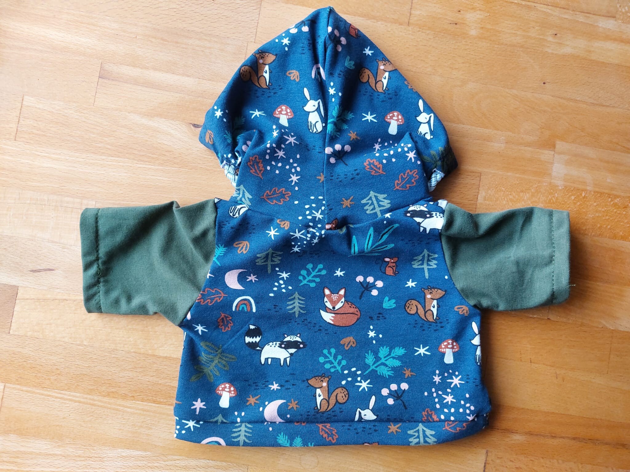 Handgemachte Kleidung Für Bären – 2-teiliges Set (Shirt + Jeans) Für 22 Cm Oder 35 Cm Bären