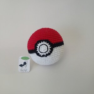 Pokéball-amigurumi | Cadeau-idee | Desk Buddy | Gehaakte knuffel