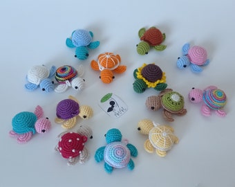 Mini Amigurumi Turtle Keychain/Phone Charm | Gift Idea | Cute Accessory | Sea Turtle Lovers | Micro Crochet → Please read the description