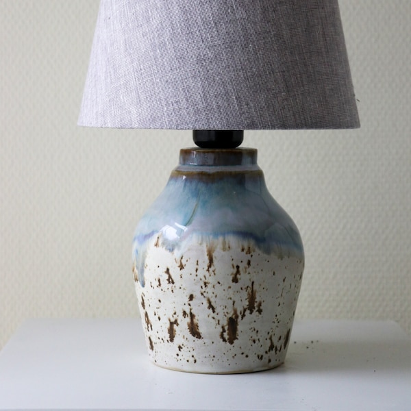 SALT AND SEA - Gorgeous blue ceramic table lamp