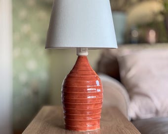 Handmade Ceramic Table Lamp – Red Rock Earthy Glaze – Unique Artisanal Bedside Nightlight with Lampshade