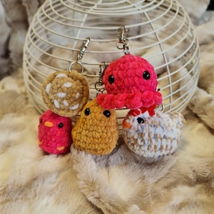 Keychain, chick, nugget, cookie - Amigurimi, crocheted soft toy, handmade, cuddly wool, crocheted, gift, birth