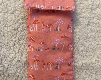 Pink mushroom glasses case, soft padded glasses case, reading glasses pouch, spectacles case, fabric glasses case, eyeglasses case