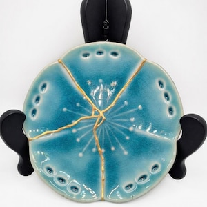 Sakura Kintsugi Vintage Japanese Plate - Real Gold Broken Plate Repaired - Gift Box Included