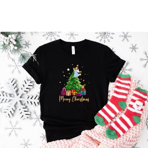 Merry Christmas Shirt, Unisex Holiday Shirt, Unisex Christmas Shirt, Christmas Day Shirt, Christmas T-Shirt, Classic Christmas Shirt
