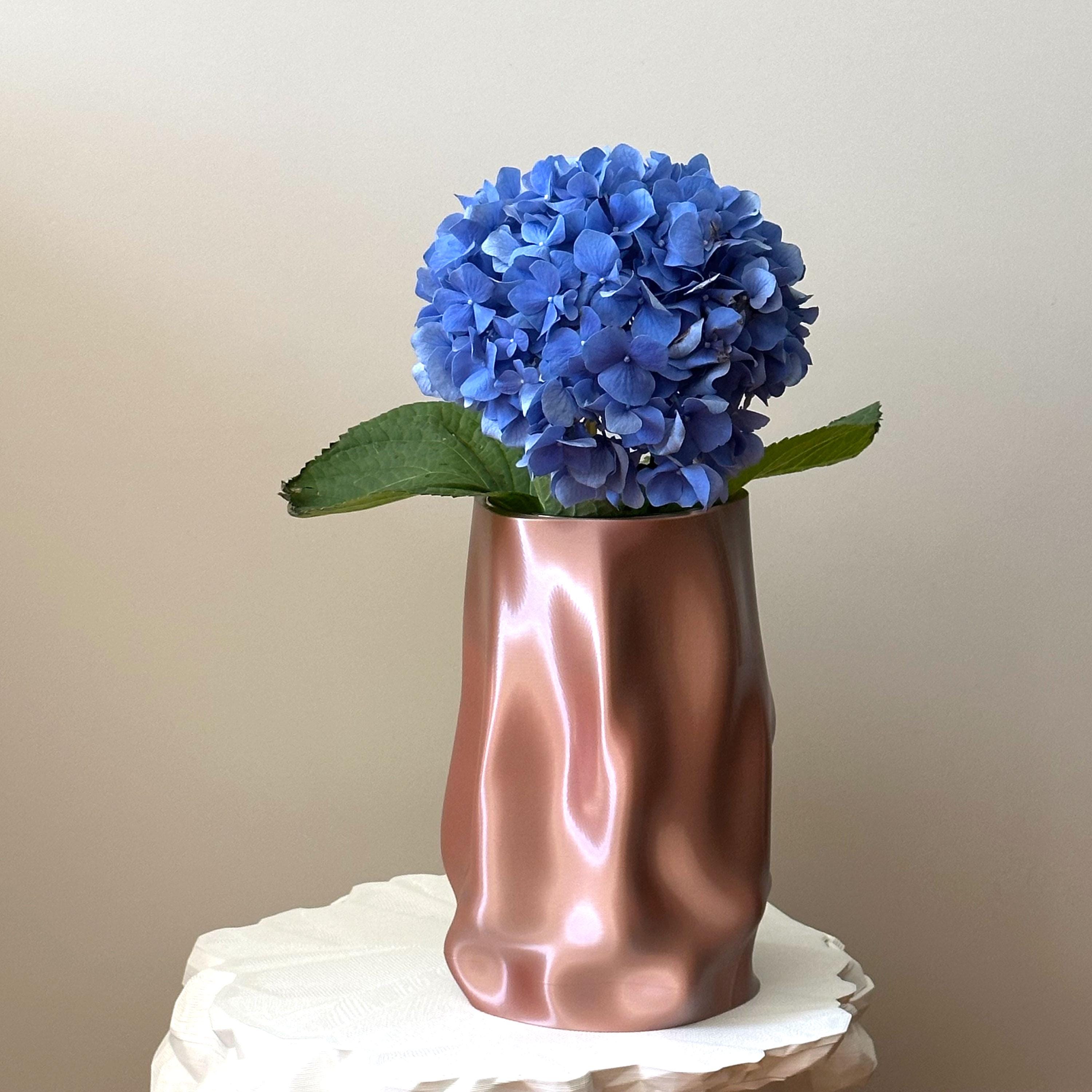 Miyoru 3D Printed Wavy Vase: Sculptural Ripple Design, Silk PLA