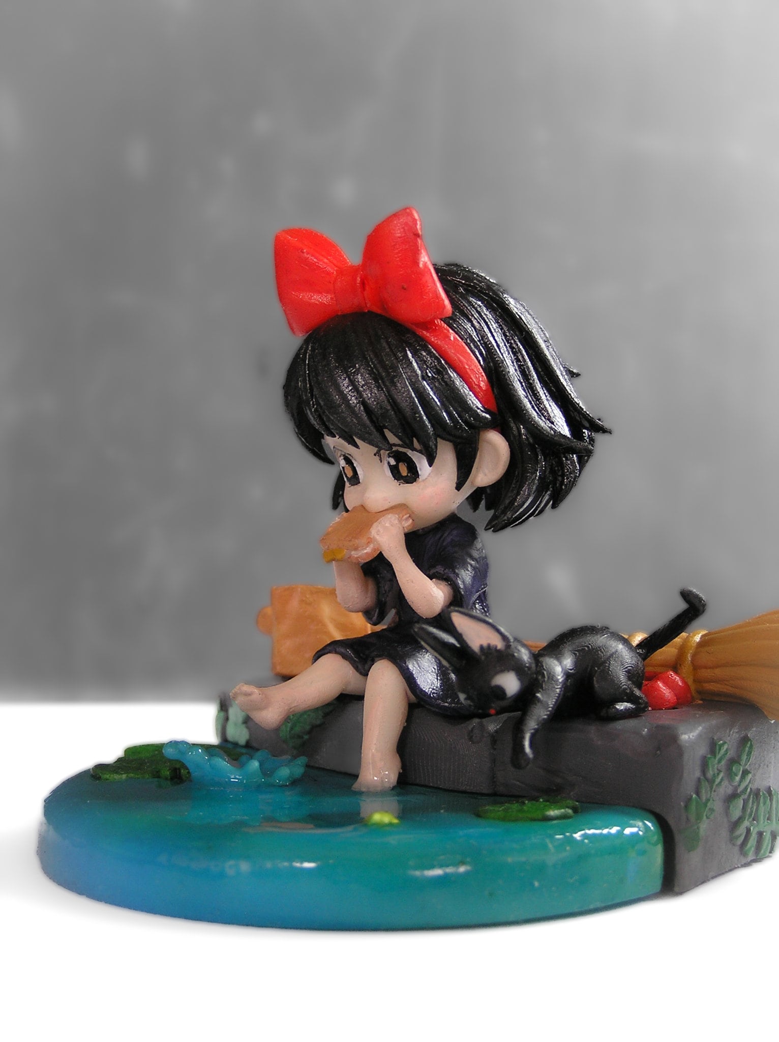 kiki　フィギュア Kiki's From Kiki's Delivery Studio Ghibli 3D Resin Figure