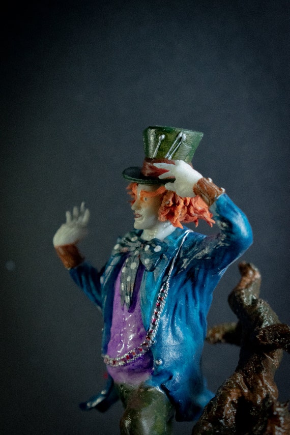 Alice in Wonderland Mad Hatter Figure – 3D Printed