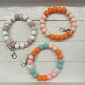 silicone beaded wristlet, silicone bead key chain, beaded keychain, silicone keychain, wristlet keychain, silicone wristlet