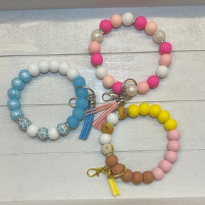 silicone beaded wristlet, silicone bead key chain, beaded keychain, silicone keychain, wristlet keychain, silicone wristlet