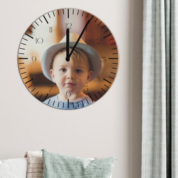 Personalized child photo clock, in smooth glass 29 cm or 18 cm