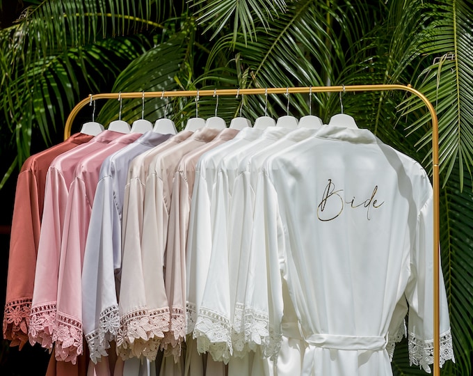 Cherishing Moments: Bridesmaid Robes and Personalized Gifts for Her ///Bridal Party Robes, Silk Robes for Wedding, Gift for Her