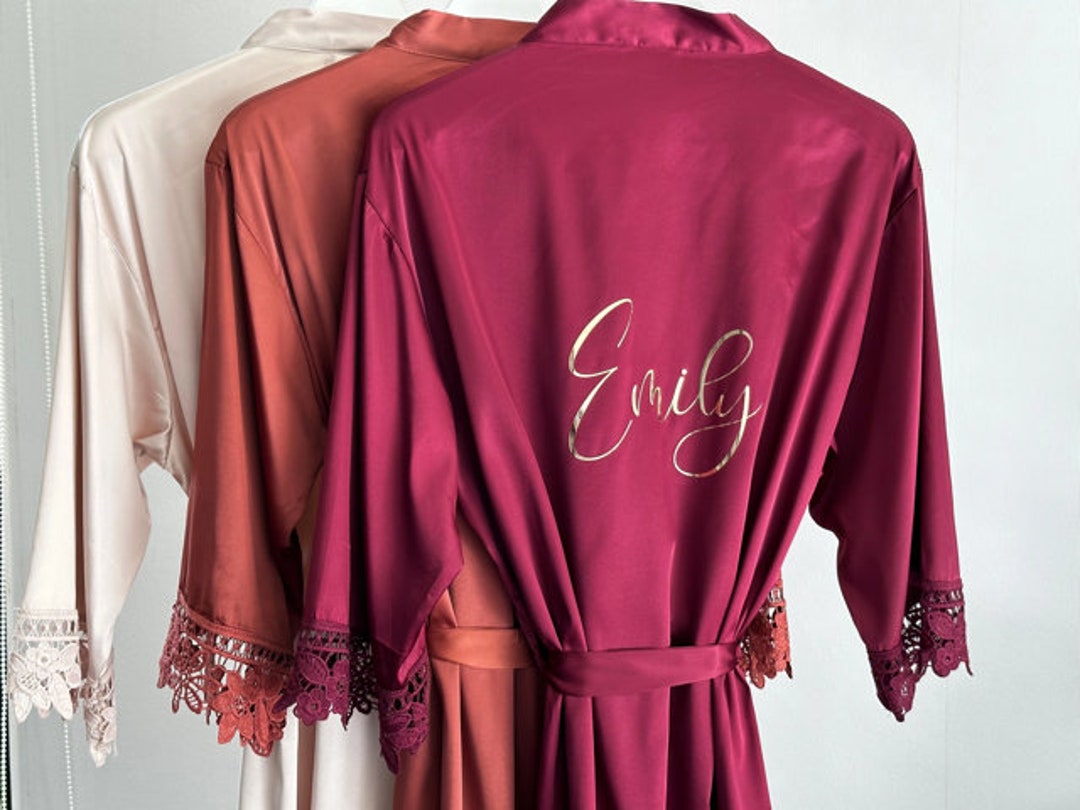 Bridesmaid Robes and Personalized Presents: Perfect Bridal Party Gifts ...