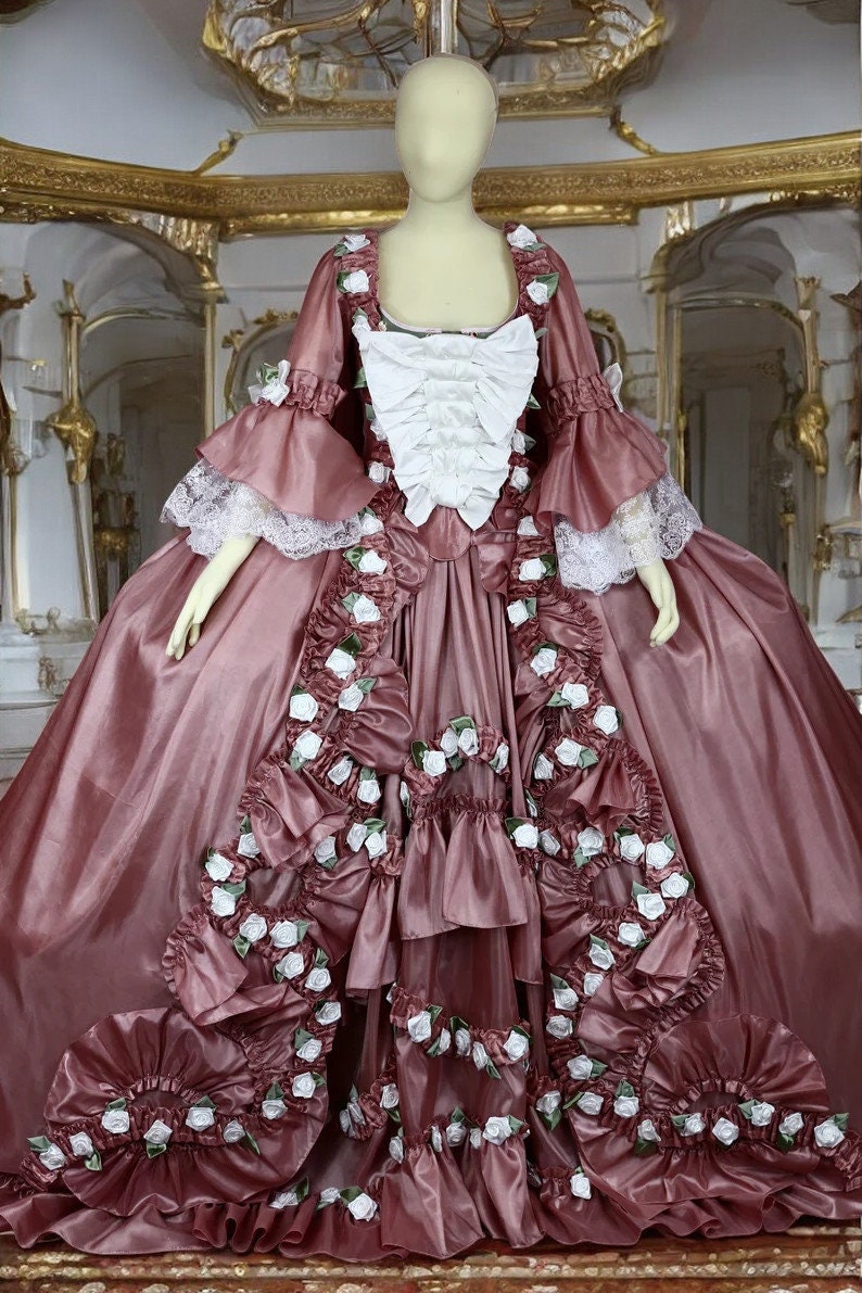 手作りのローブ・ア・ラ・フランセーズ：18世紀のマリー