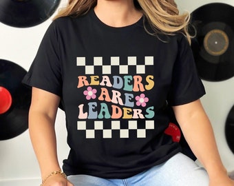 Retro Teacher Shirt, Readers are Leaders Shirt, Back To School Gift, 1st Day Of School, Teacher Gifts, Teacher T-Shirt, Read Books Shirt