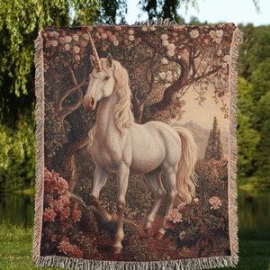 Majestic Unicorn Woven Tapestry, Vintage Mythical Animal Throw Blanket, Fantasy Medieval Decor, Fairycore and Cottagecore, Witchy, Magical
