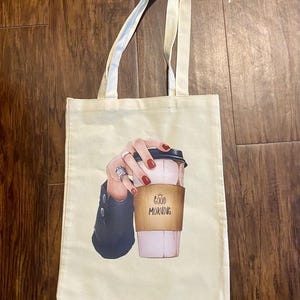 Benutzerdefinierte Canvas Tragetaschen für Mädchen und Frauen | Einzigartige Designs für jeden Anlass | Geschenkidee für ihren Geburtstag, Abschlussfeier, Muttertag