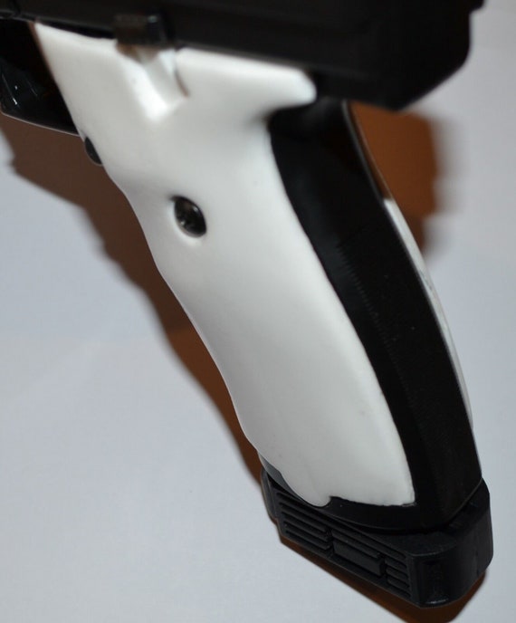 HI Point JCP40 / JHP45 pistol grips pure white plas… Gem