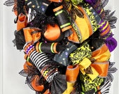 Halloween Candy Wreath Swag: Vibrant Bows, Festive Door Decor (34")