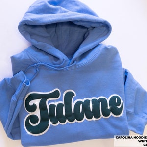 Aangepaste trui met bladerdeeg en glitter teamnaam, trui glitter teamnaam, sweater schoolmascotte met reliëf, shirt schoolgeest, voetbalmoeder