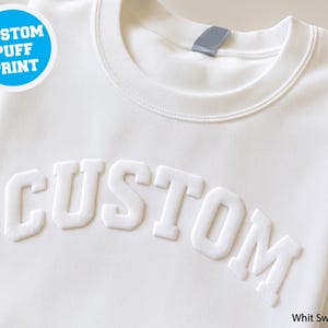 Sweat-shirt soufflé en relief personnalisé - Sweat à capuche personnalisé avec texte en relief, lettrage 3D tendance, cadeau prénom personnalisé, pull confortable unique.