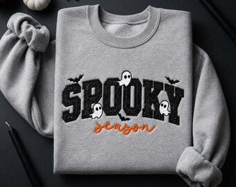 Bluza z haftem "Spooky Season", bluza z okrągłym dekoltem "Halloween Ghost Chenille", urocza bluza jesienna damska, bluza z haftem "Halloween Ghost", koszula z motywem ducha