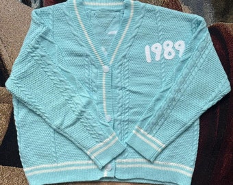 1989 TV NP CARDIGAN | Handmade Taylor Swift Cardigan | Lightweight Knitwear Inspired By Folklore | Casual V Neck Boho Style