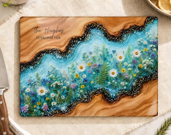 Personalisierte Wildblumen Schneidebrett, Gänseblümchen Blumen Servierbrett, Benutzerdefinierte Familienname Housewarming Jahrestag Hochzeit Küche Geschenk