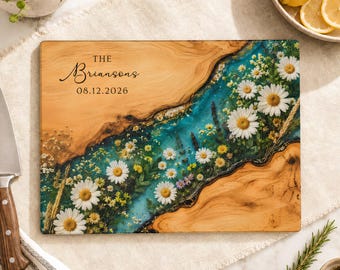 Familienname Schneidebrett, personalisierte Daisy Blumenglasbrett, benutzerdefinierte Nachname Einweihungsparty Jubiläum neues Haus Küche Dekor Geschenk