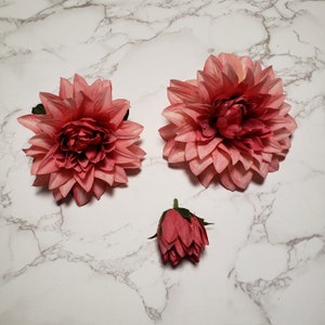 Silk Dahlia artificial flower for DIY. timeless Dahlia flower arrangement. artificial flower for arrangement. flower for craft.