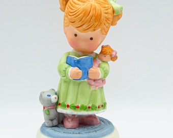 1987 Avon "The Night Before" Christmas Figurine, Vintage Joan Walsh Anglund Porcelain Figurine, Collectible Christmas Avon Home Decor