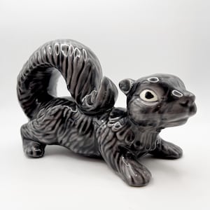 Vintage Mid-Century Ceramic Squirrel Figurine, Cute Woodland Squirrel Decor, Gift for Outdoor Lover, Cute Cabin Decor
